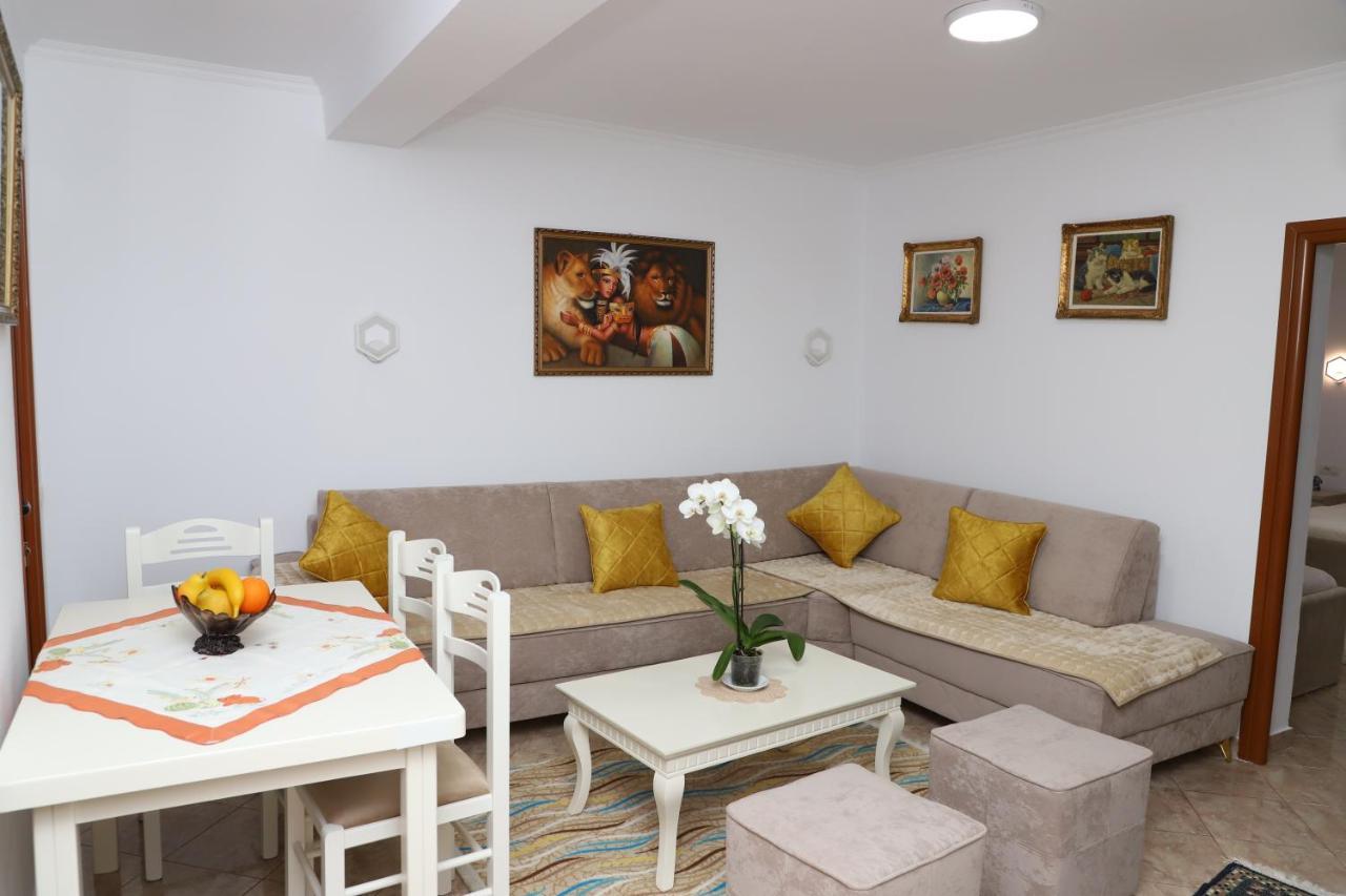Downtown Apartment 2 เบราท ภายนอก รูปภาพ