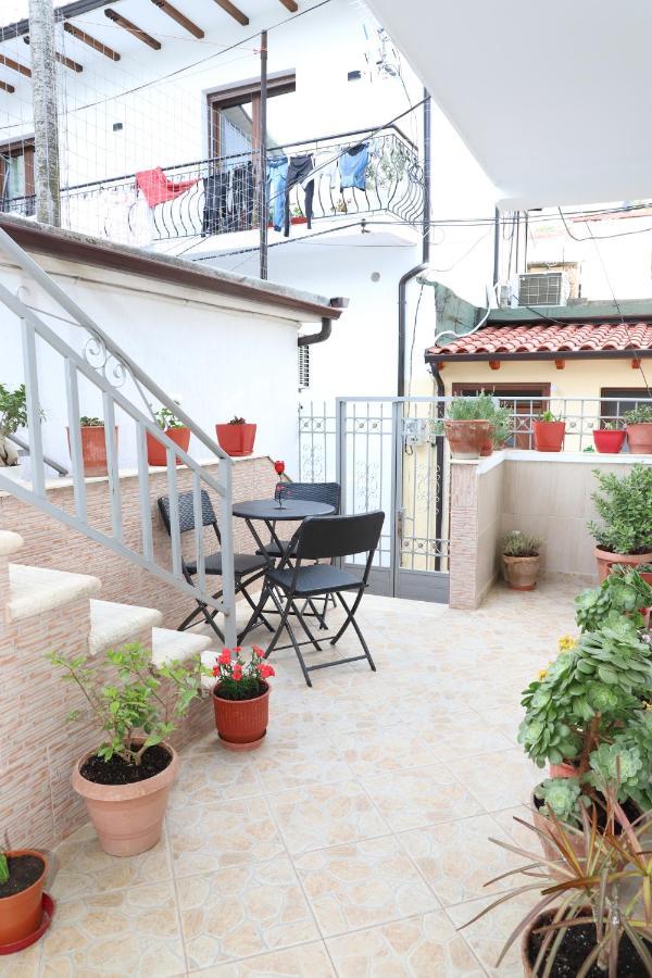 Downtown Apartment 2 เบราท ภายนอก รูปภาพ